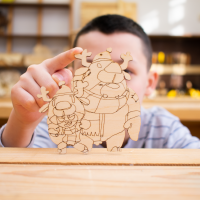 Тема №17 Ёлочная игрушка - Столярный кружок для детей от 5 - 17 лет | Занятия деревообработкой с детьми в столярной мастерской | Многоликое дерево